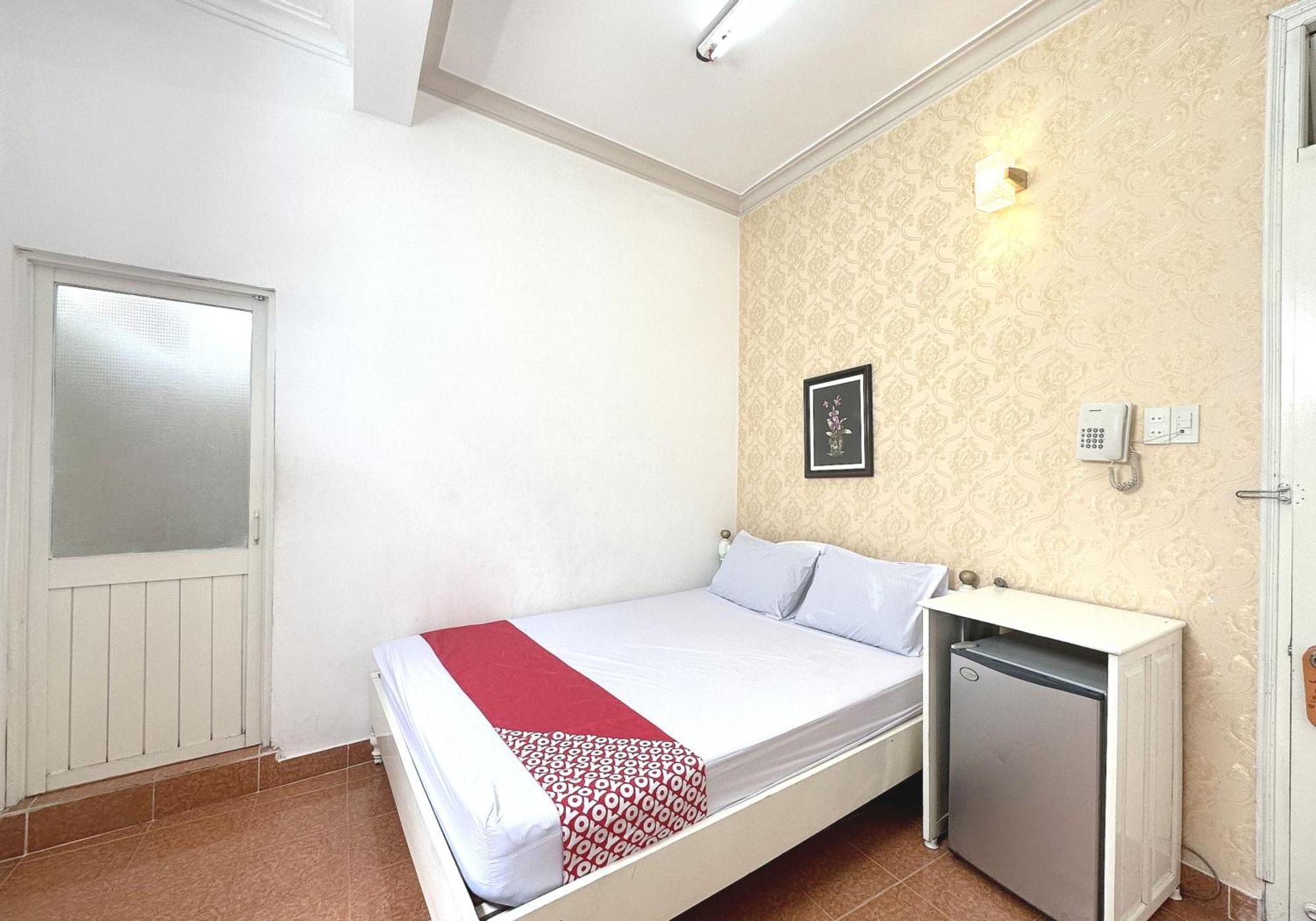 Oyo 1196 Le Vu Hotel 달랏 외부 사진