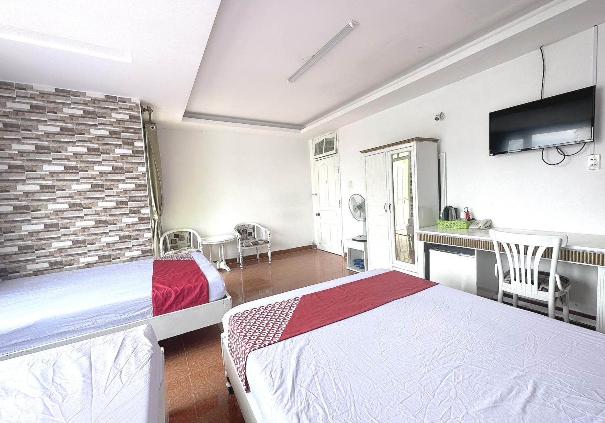Oyo 1196 Le Vu Hotel 달랏 외부 사진