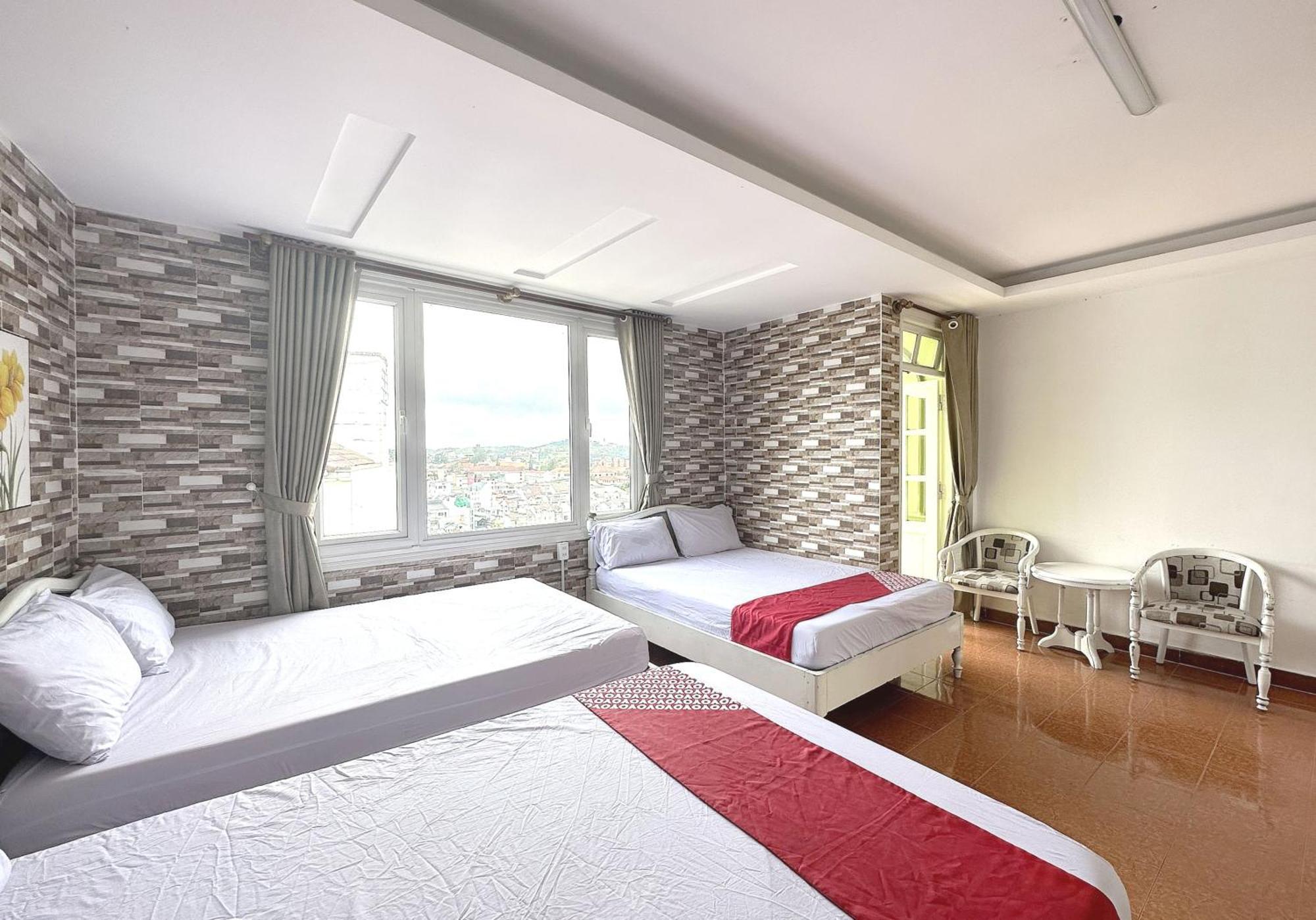 Oyo 1196 Le Vu Hotel 달랏 외부 사진