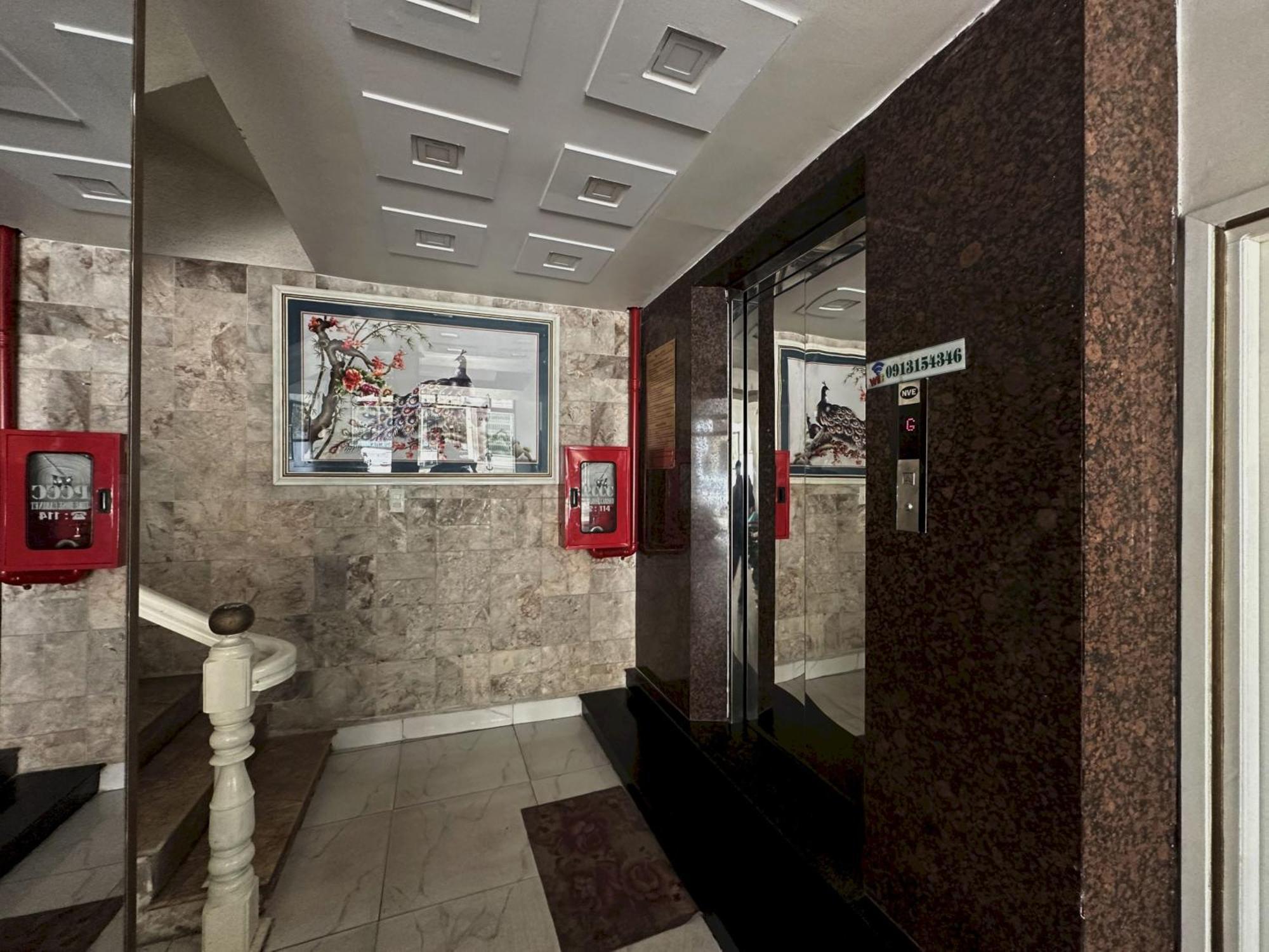 Oyo 1196 Le Vu Hotel 달랏 외부 사진
